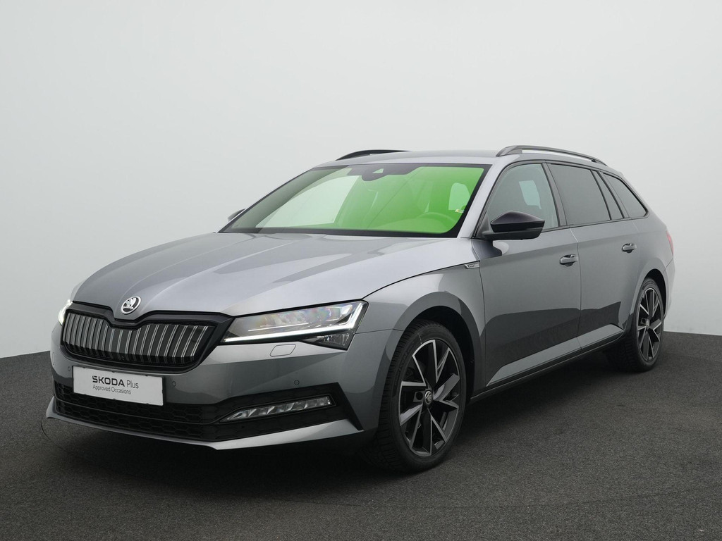 ŠKODA Superb (S549JK) met abonnement