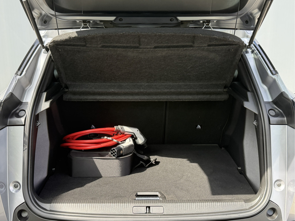 Peugeot e-2008 (N022GB) met abonnement