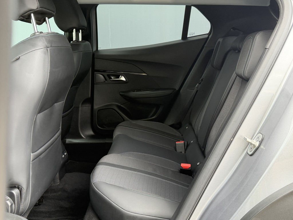 Peugeot e-2008 (N022GB) met abonnement