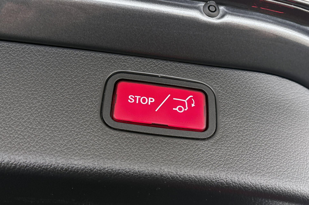 Mercedes-Benz C-Klasse (P544RP) met abonnement