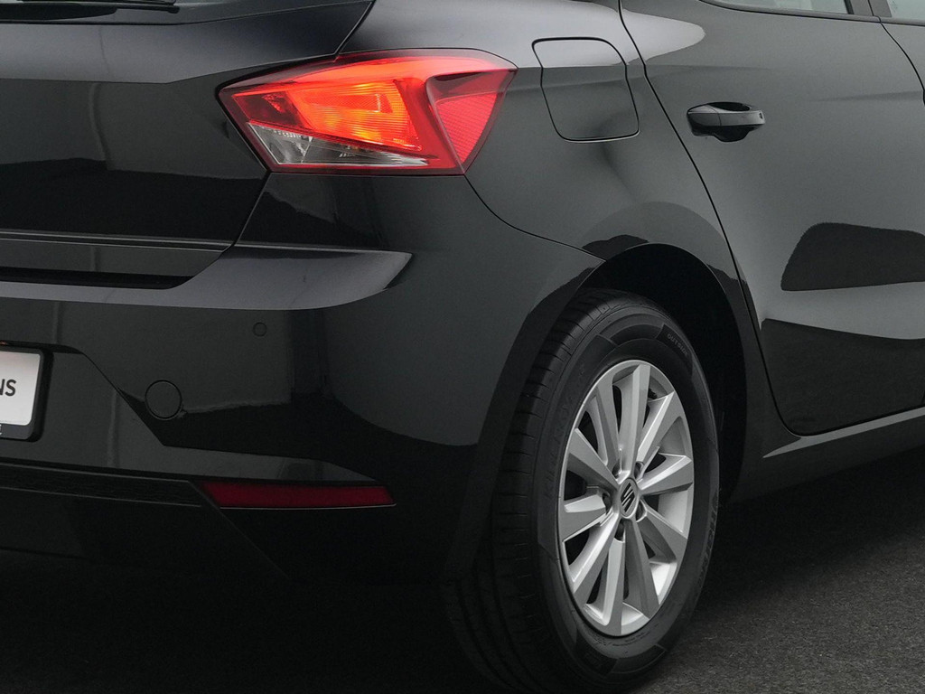 Seat Ibiza (R808FB) met abonnement