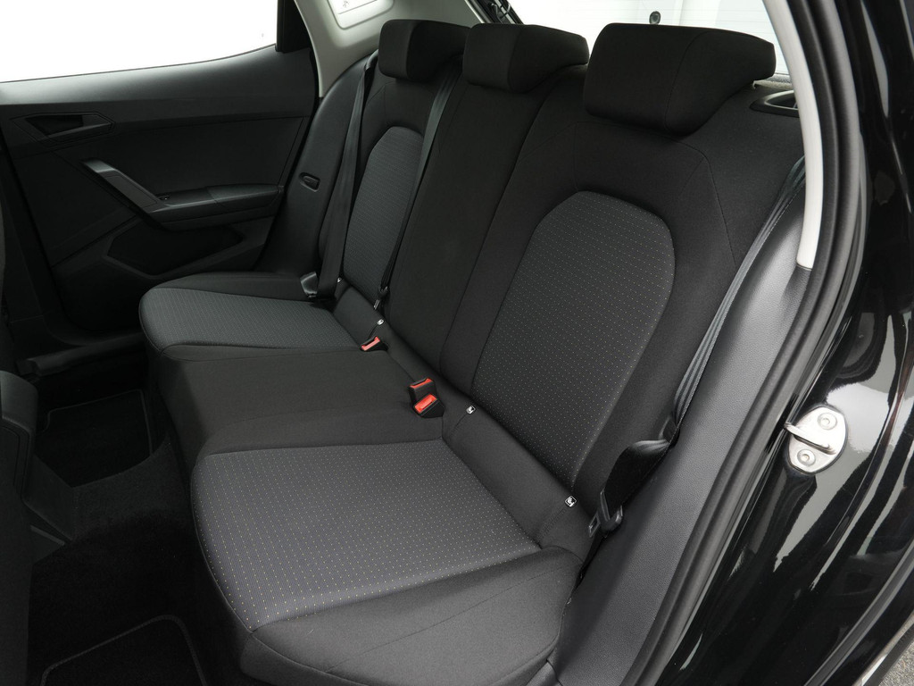 Seat Ibiza (R808FB) met abonnement