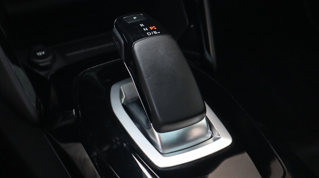 Peugeot e-208 (L939NT) met abonnement