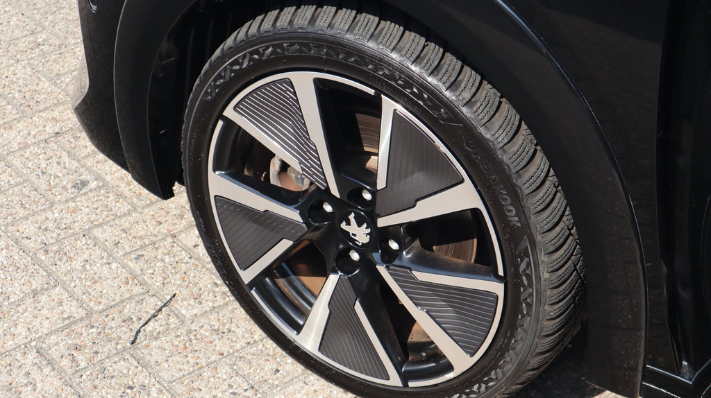 Peugeot e-208 (L939NT) met abonnement