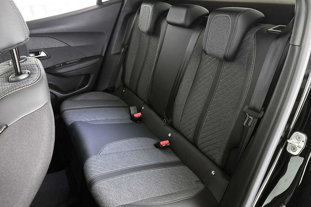 Peugeot 2008 (GVZ97V) met abonnement
