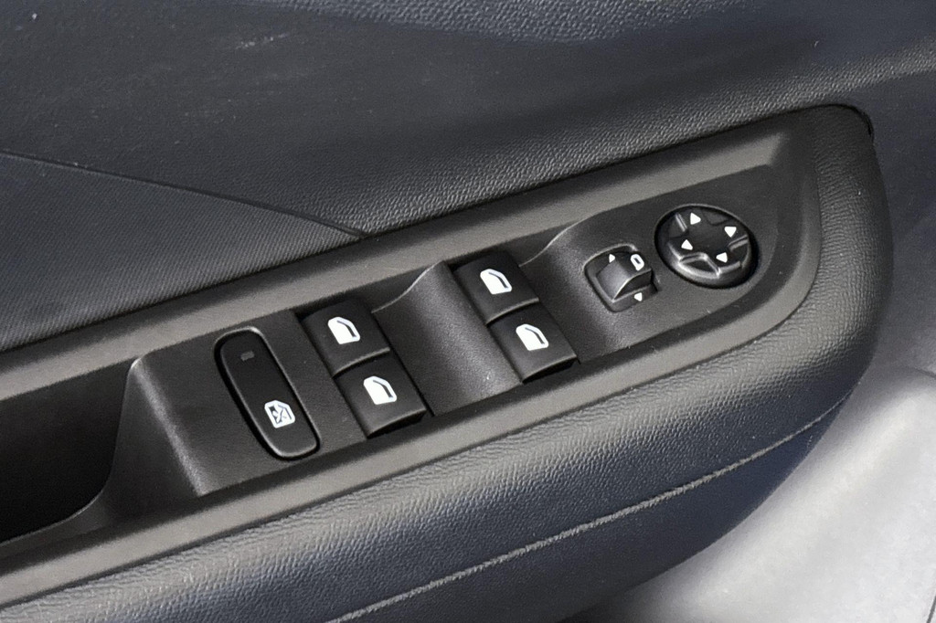 Opel Frontera (JSK95B) met abonnement