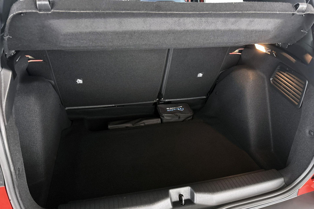 Opel Frontera (JVN86L) met abonnement