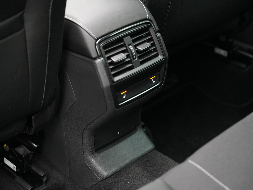 ŠKODA Karoq (T846JR) met abonnement