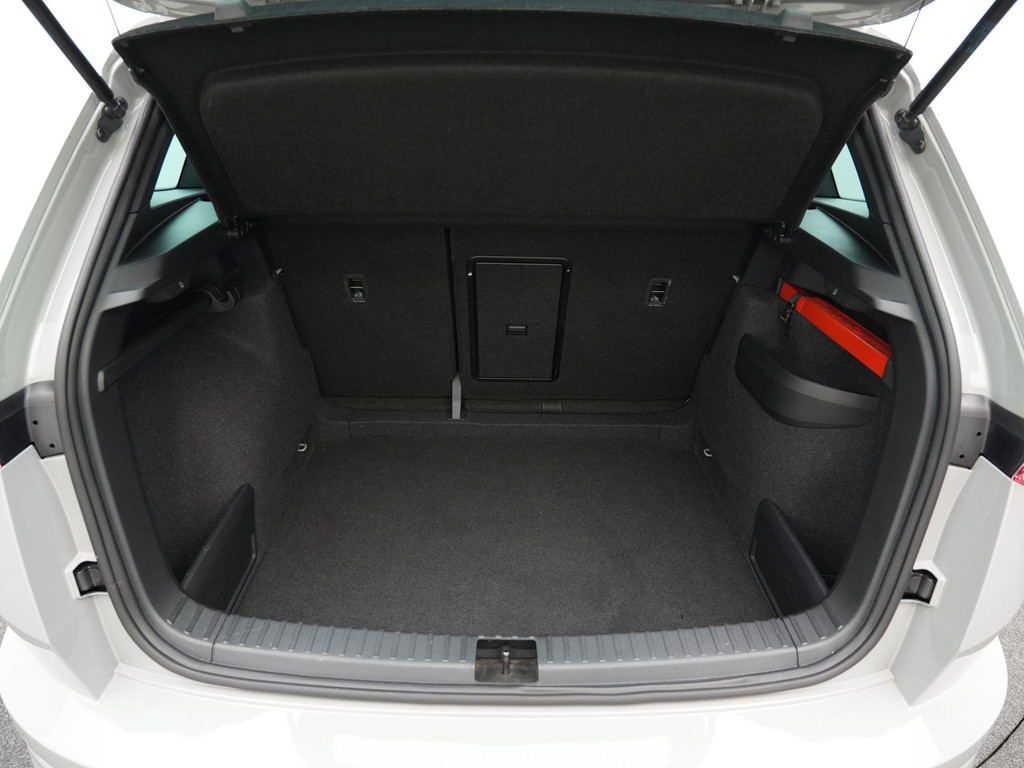 ŠKODA Karoq (T846JR) met abonnement