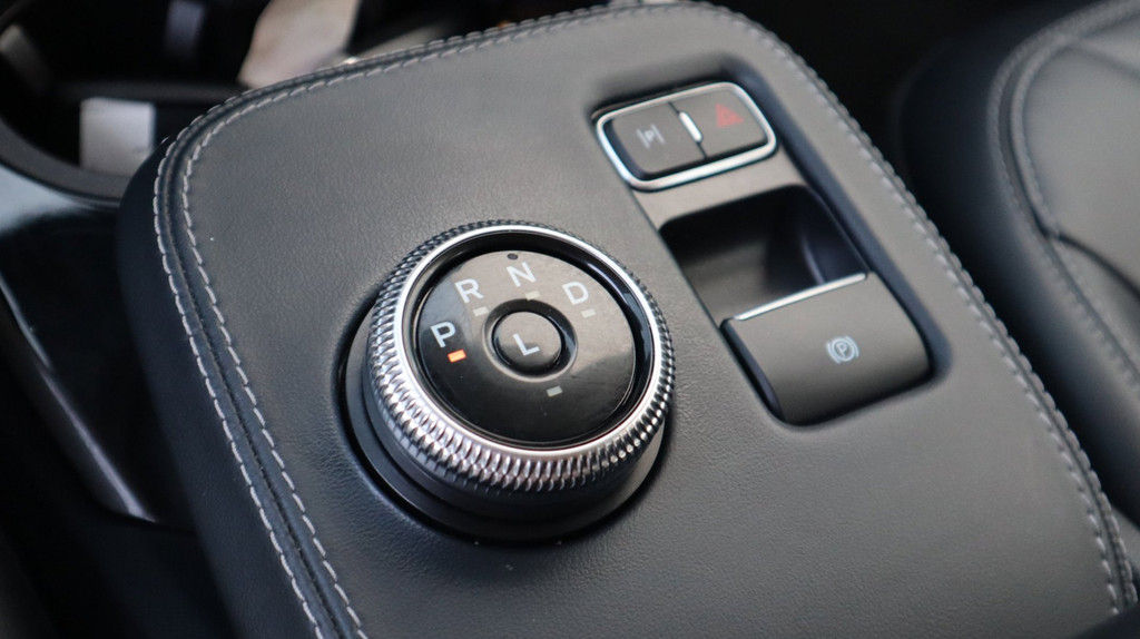 Ford Mustang Mach-E (L907XH) met abonnement