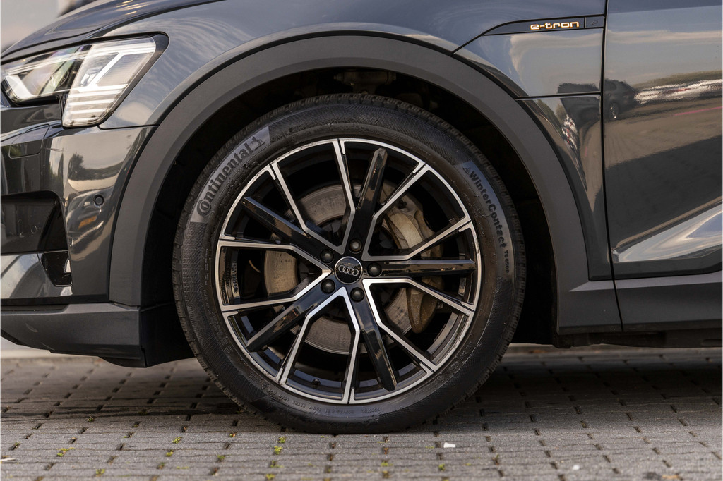 Audi e-tron (P663PF) met abonnement