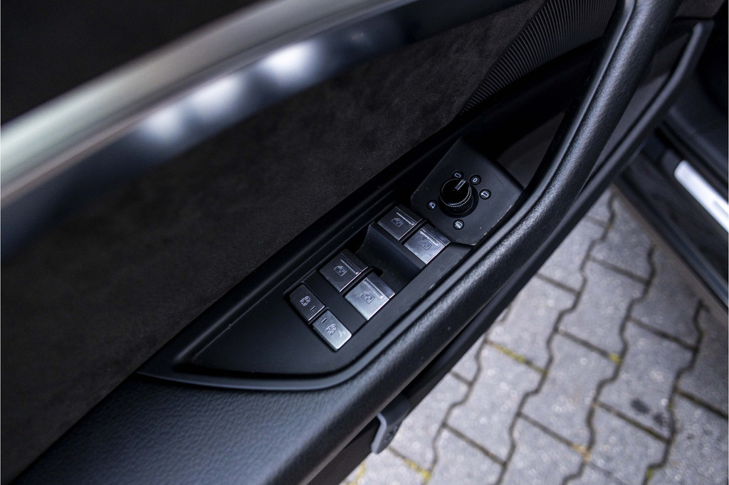 Audi e-tron (P663PF) met abonnement
