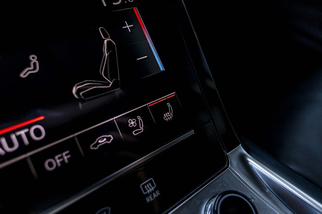 Audi e-tron (P663PF) met abonnement
