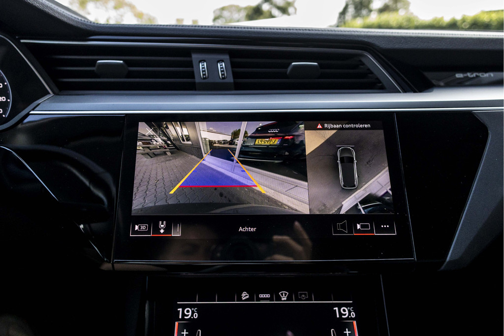 Audi e-tron (P663PF) met abonnement