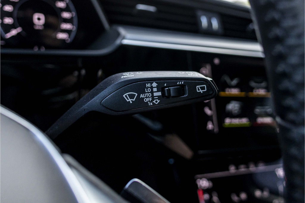 Audi e-tron (P663PF) met abonnement
