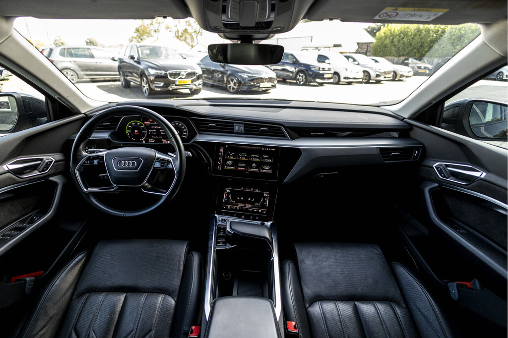 Audi e-tron (P663PF) met abonnement