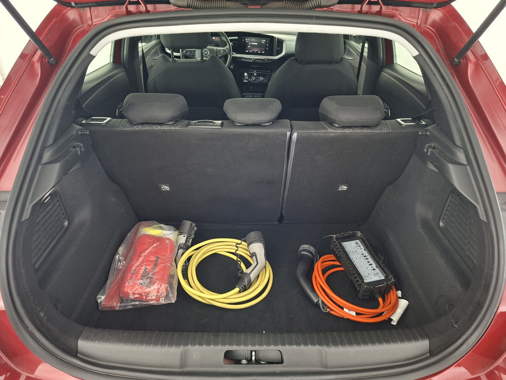 Opel Mokka-e (L847PS) met abonnement