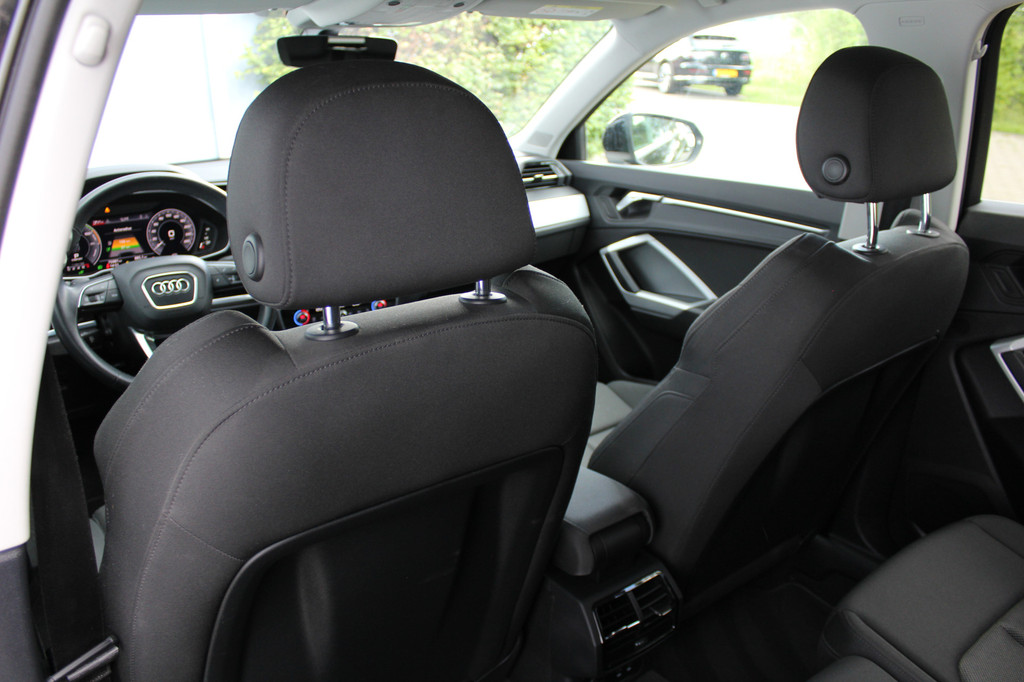 Audi Q3 (KLH51S) met abonnement