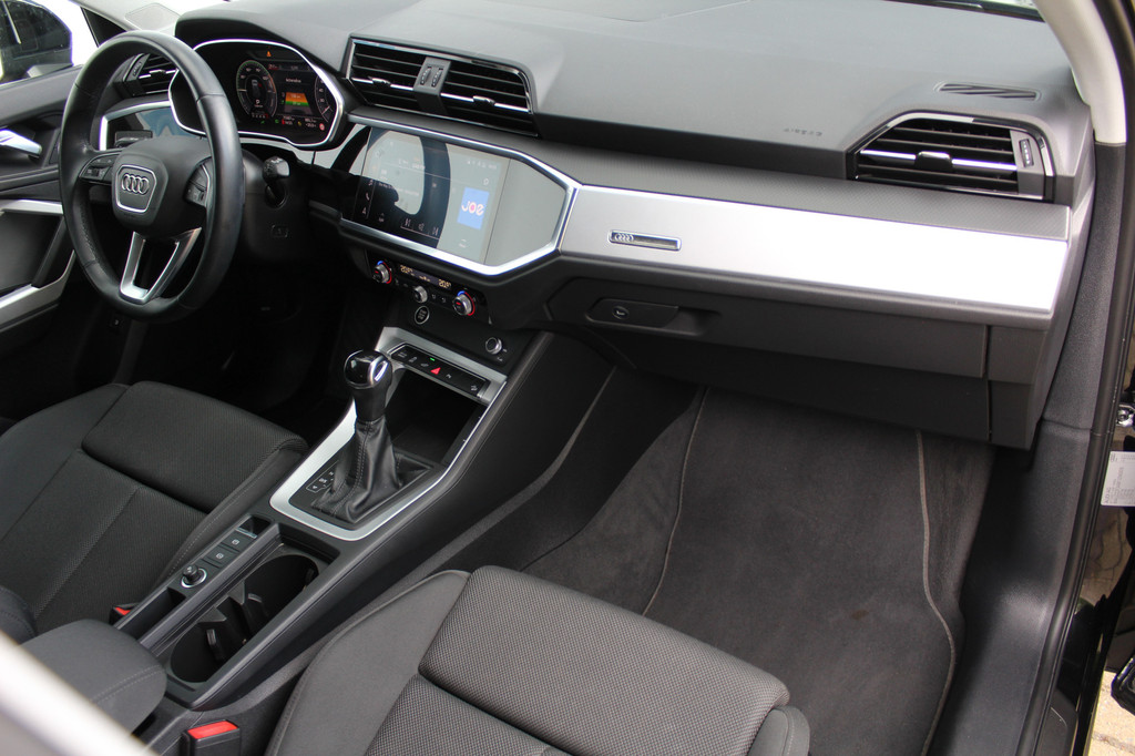 Audi Q3 (KLH51S) met abonnement