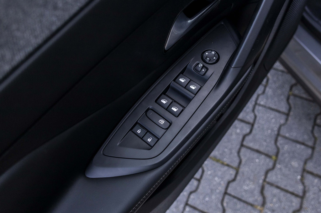 Peugeot 408 (HJG29J) met abonnement