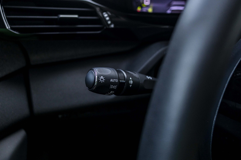 Peugeot 408 (HJG29J) met abonnement