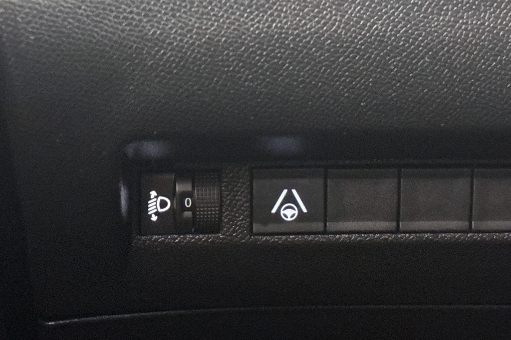 Peugeot 2008 (HFN52X) met abonnement