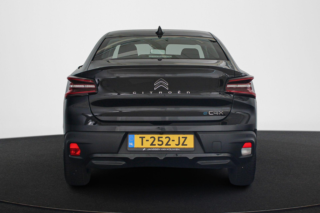 Citroën Ë-C4 (T252JZ) met abonnement