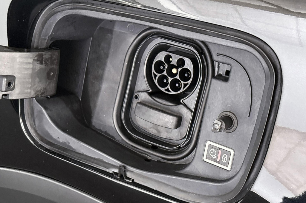 Citroën Ë-C4 (T252JZ) met abonnement