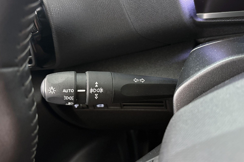 Citroën Ë-C4 (T252JZ) met abonnement