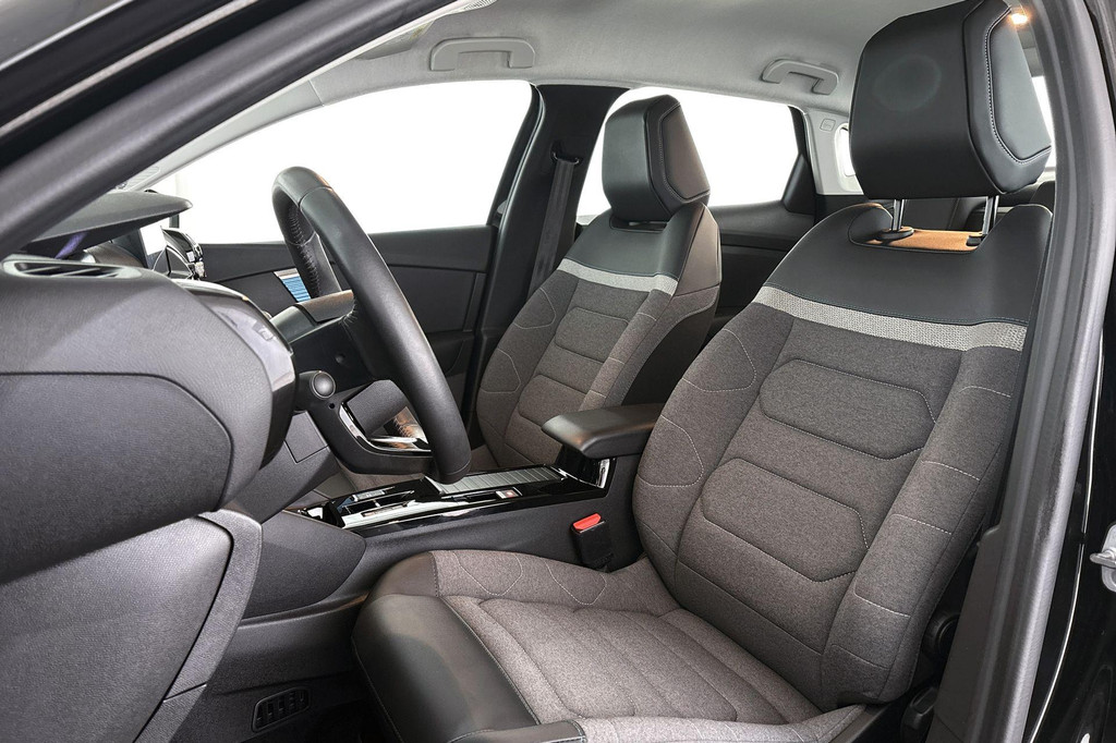 Citroën Ë-C4 (T252JZ) met abonnement