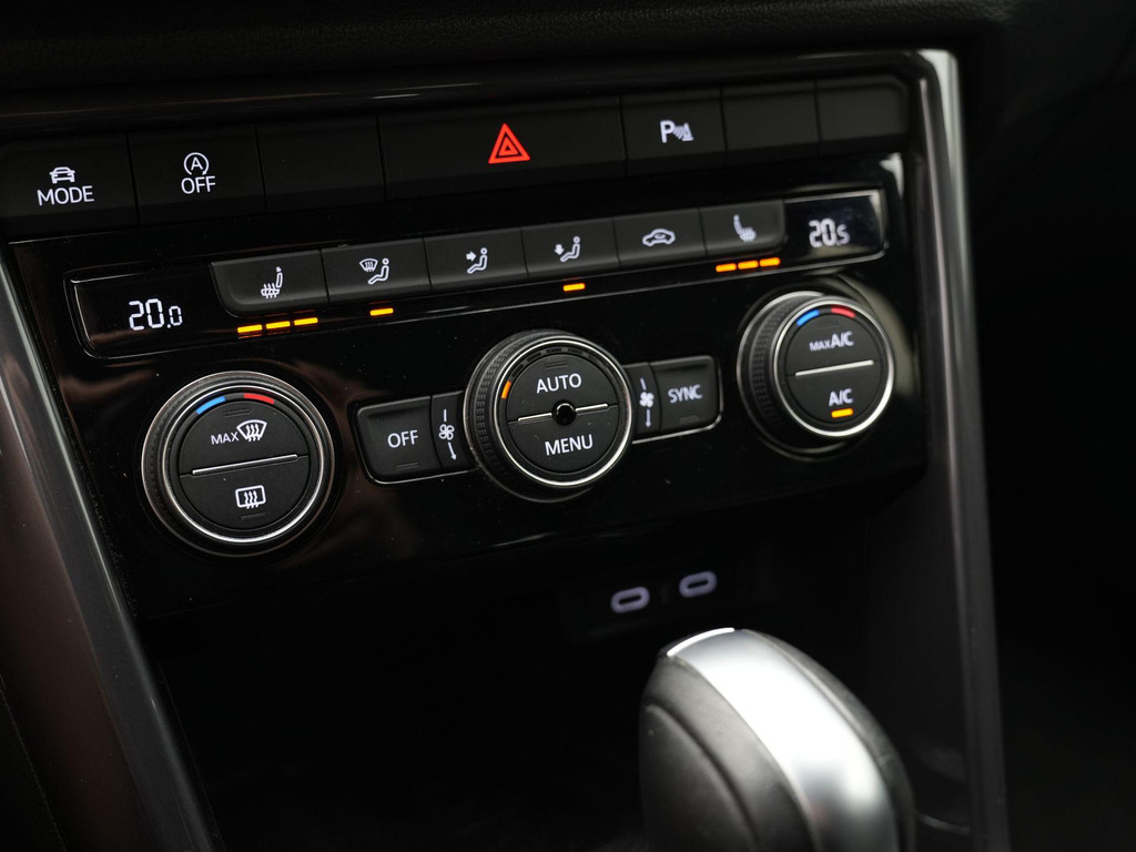 Volkswagen T-Roc (N483LZ) met abonnement