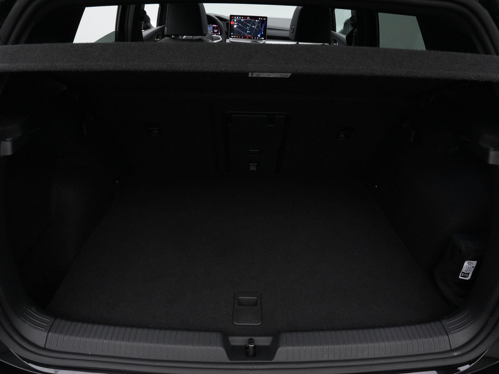 Volkswagen Golf (GRL11X) met abonnement