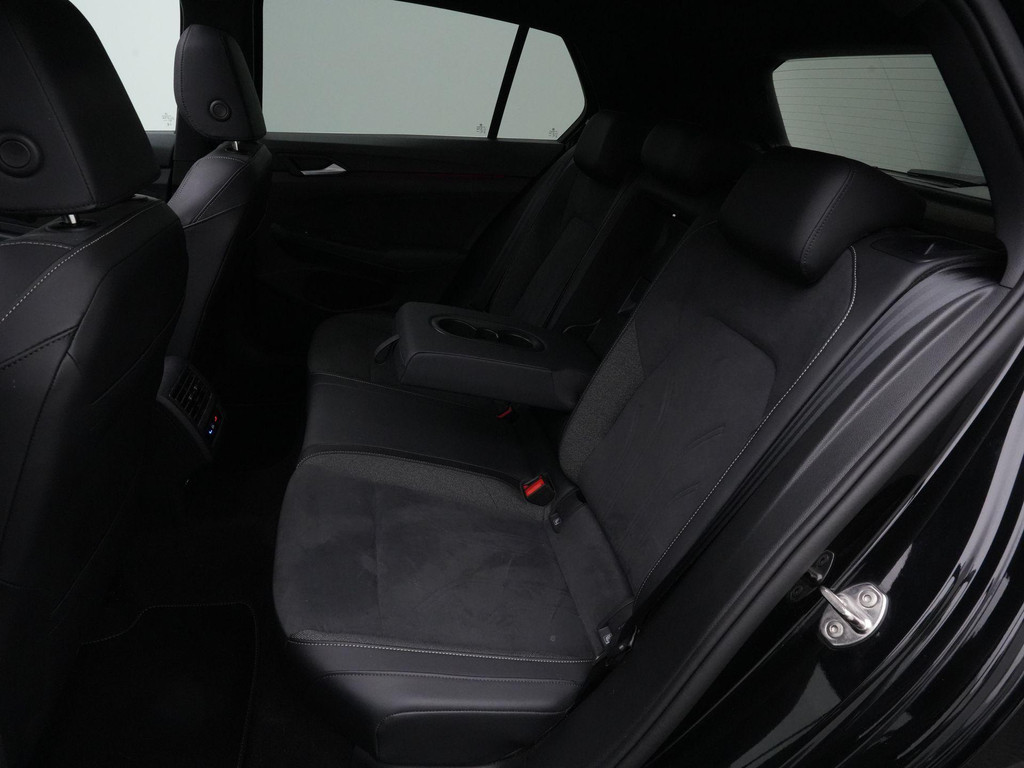 Volkswagen Golf (GRL11X) met abonnement