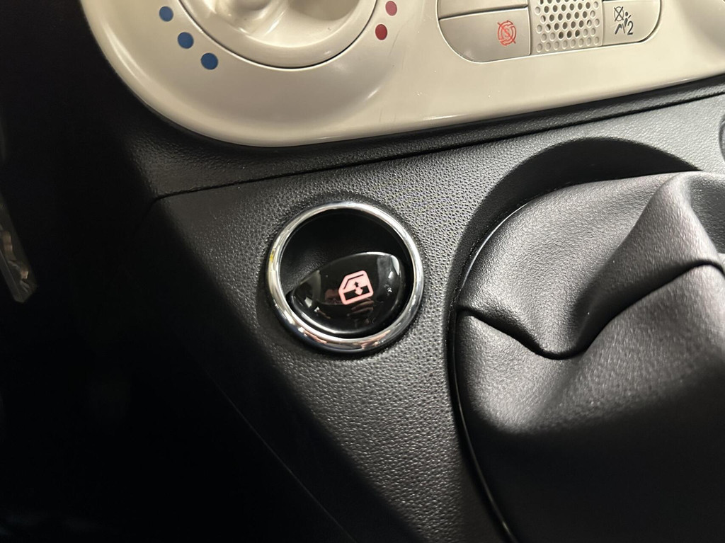 Fiat 500 (J597BX) met abonnement
