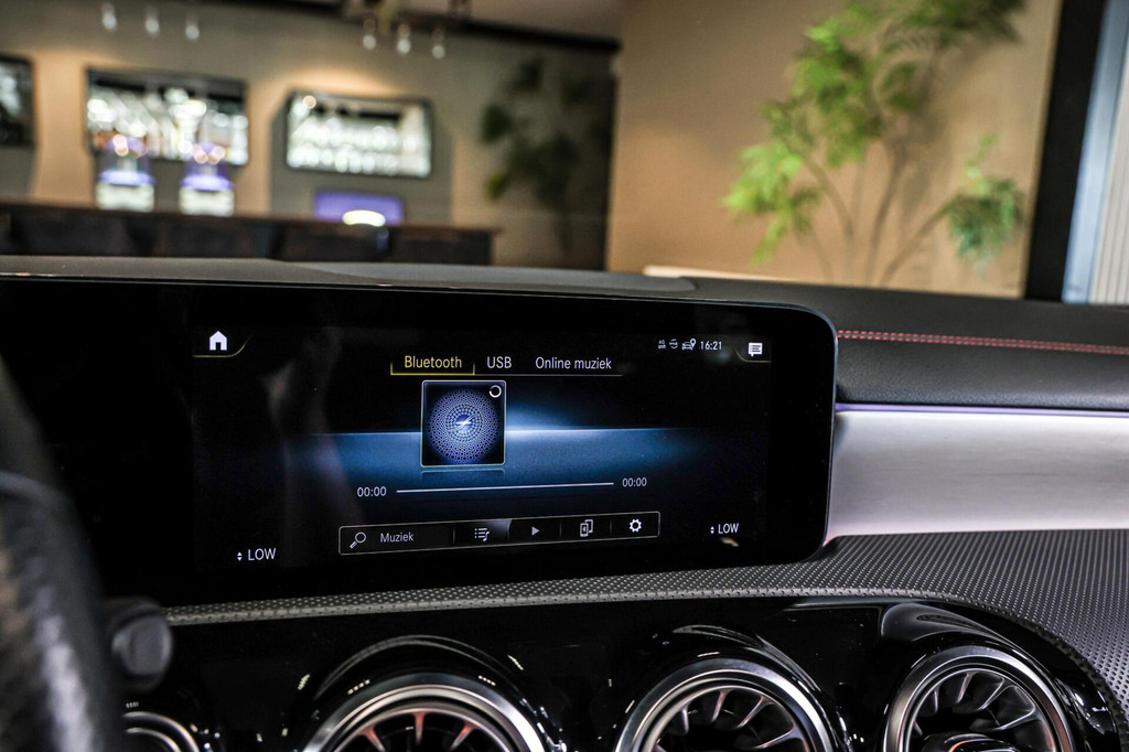 Mercedes-Benz CLA-Klasse (R191DD) met abonnement