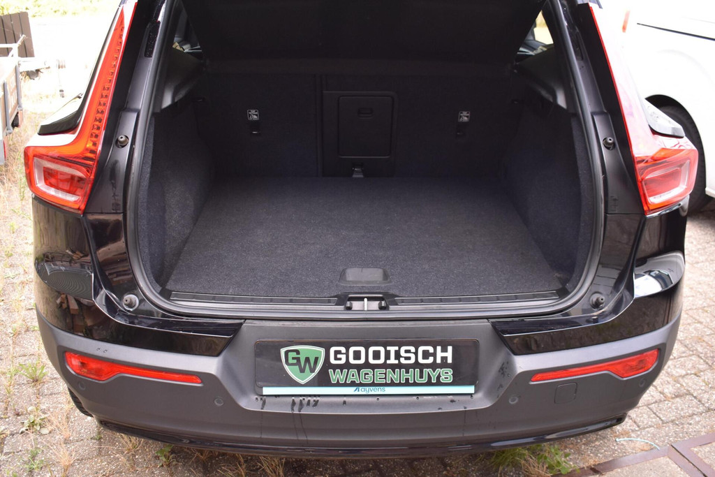 Volvo XC40 (R916BT) met abonnement
