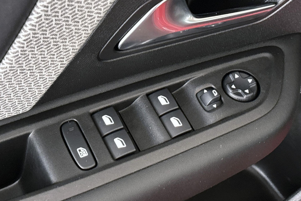Citroën Ë-C4 (GFG95X) met abonnement
