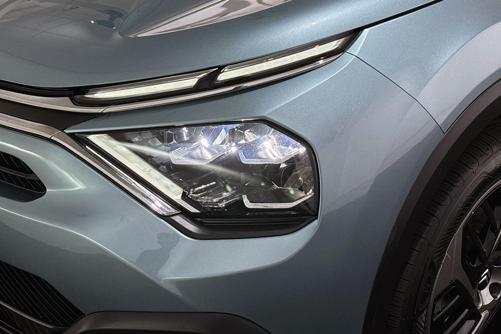 Citroën Ë-C4 (X699TZ) met abonnement