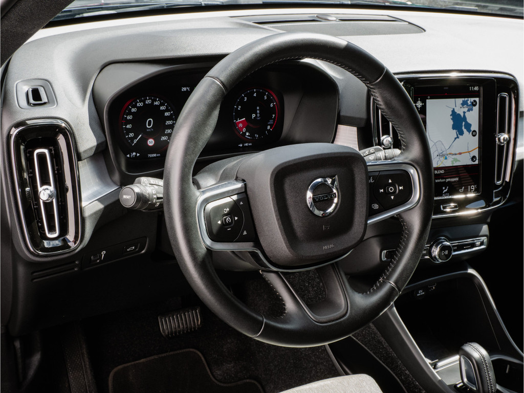 Volvo XC40 (K906JD) met abonnement