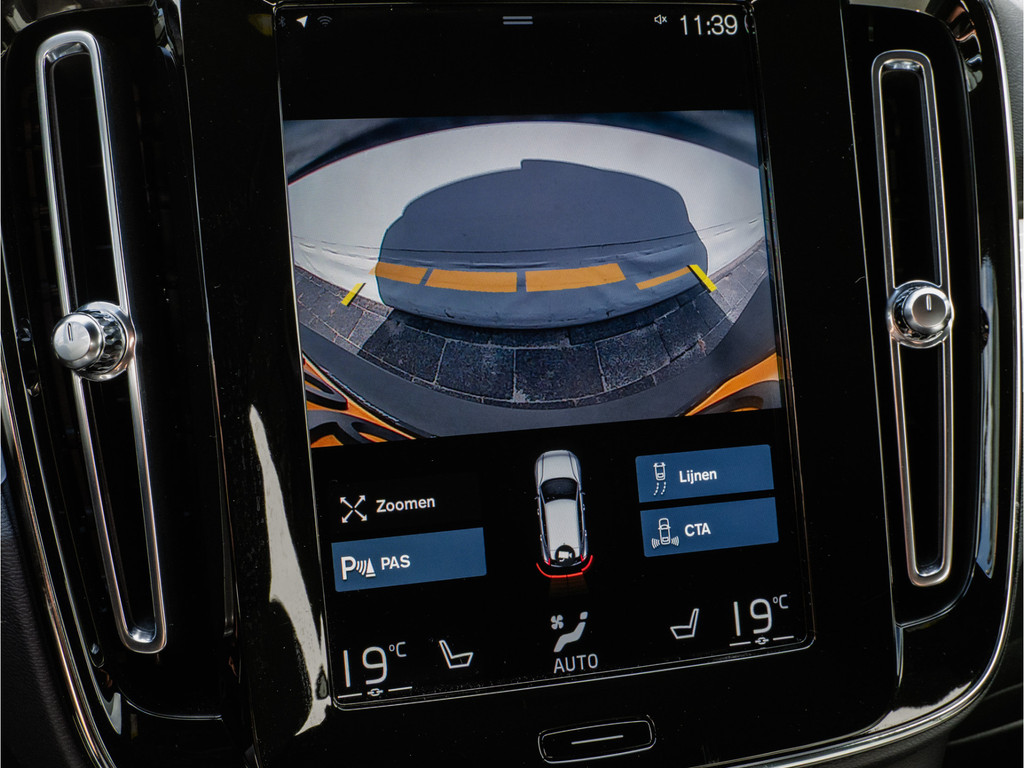 Volvo XC40 (K906JD) met abonnement