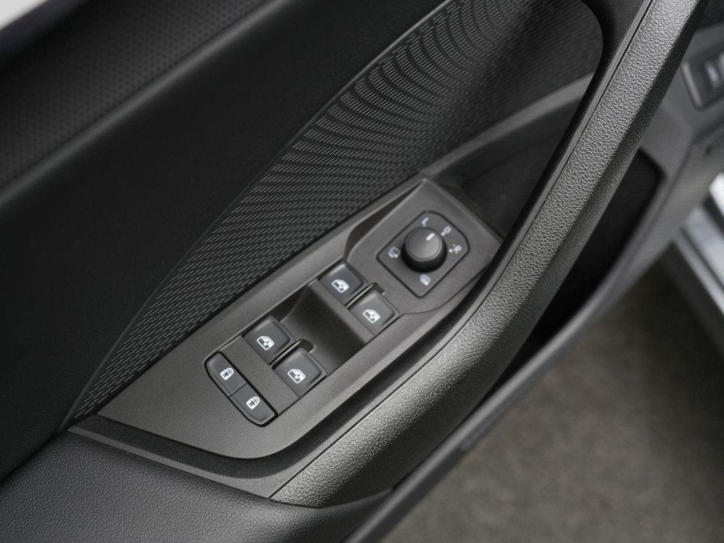ŠKODA Octavia (KPP36B) met abonnement