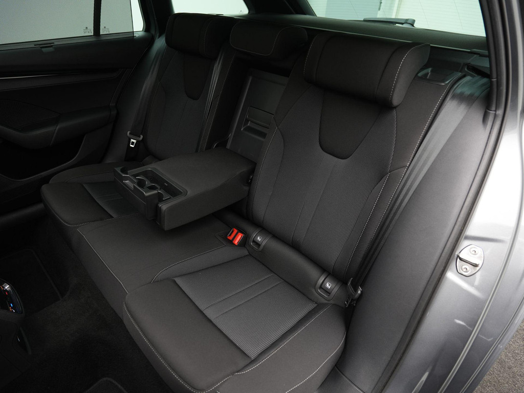 ŠKODA Octavia (KPP36B) met abonnement