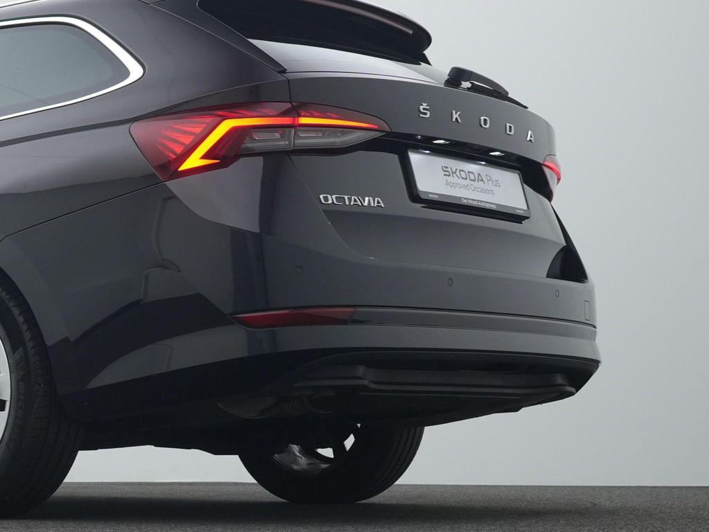 ŠKODA Octavia (J795BL) met abonnement