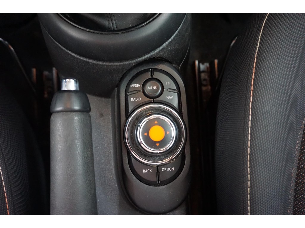 MINI Mini (SB258R) met abonnement