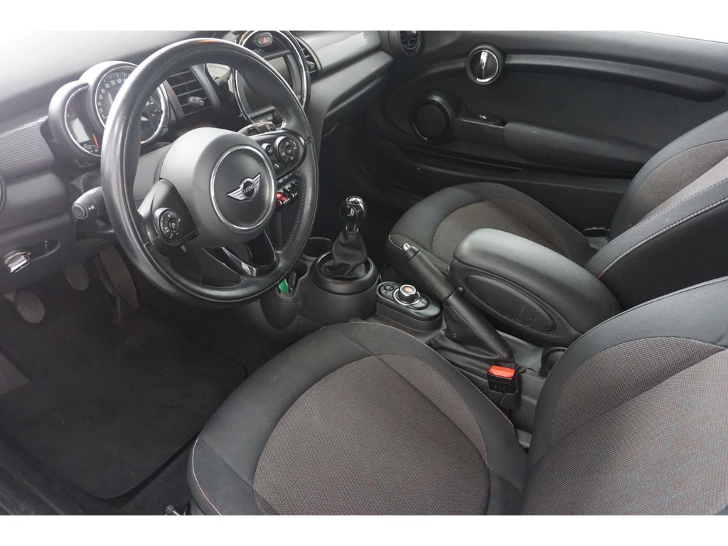 MINI Mini (SB258R) met abonnement