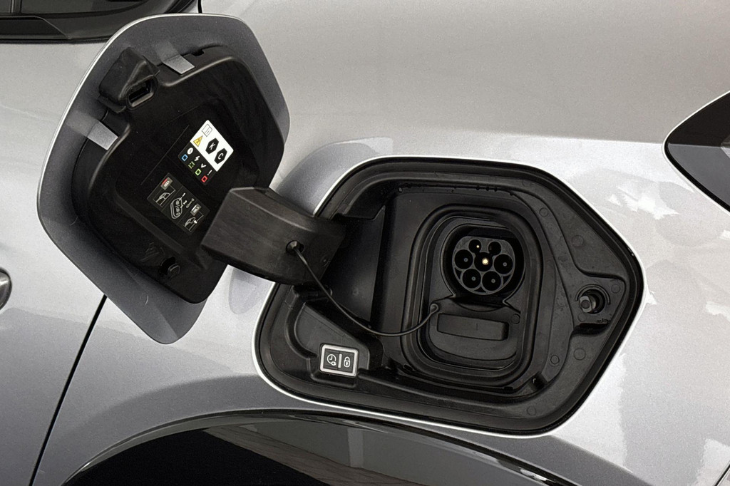 Peugeot e-208 (KSL62H) met abonnement