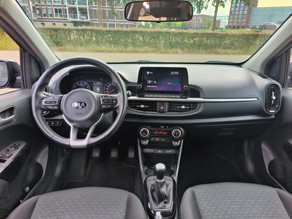Kia Picanto (L015HJ) met abonnement