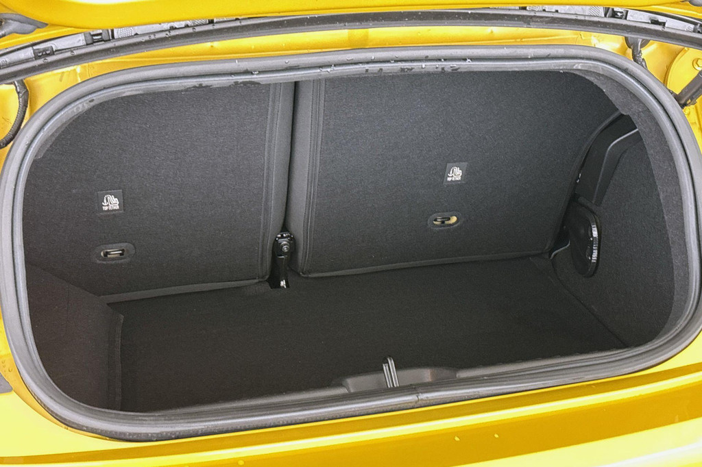 Fiat 500C (KGX66S) met abonnement