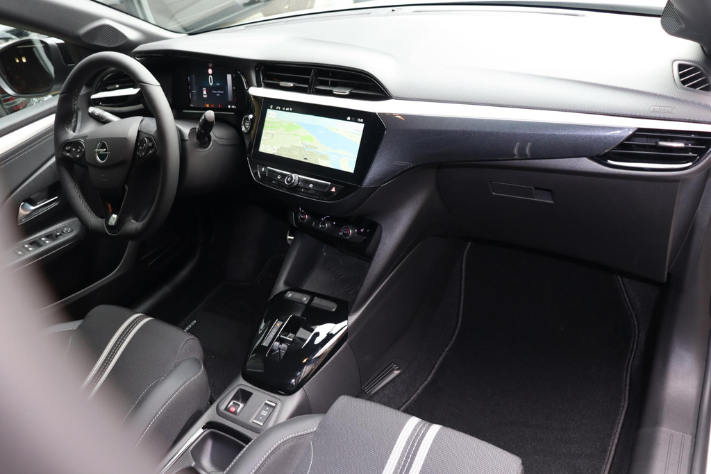 Opel Corsa (KGX77R) met abonnement