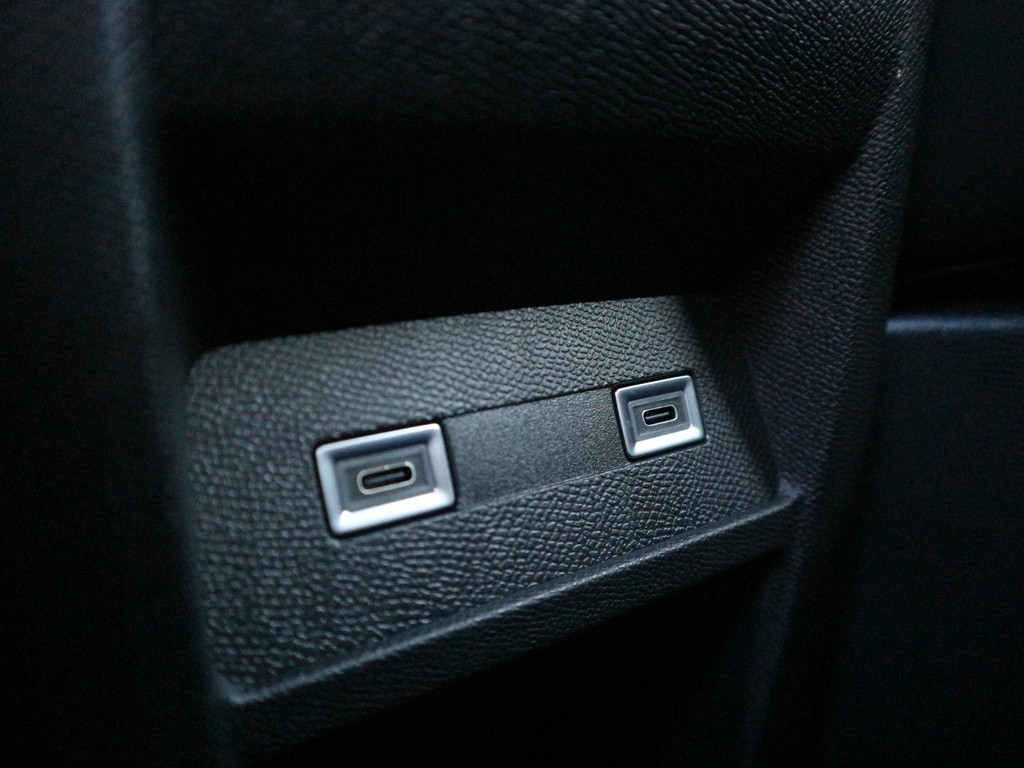 Peugeot 308 (KGZ37T) met abonnement